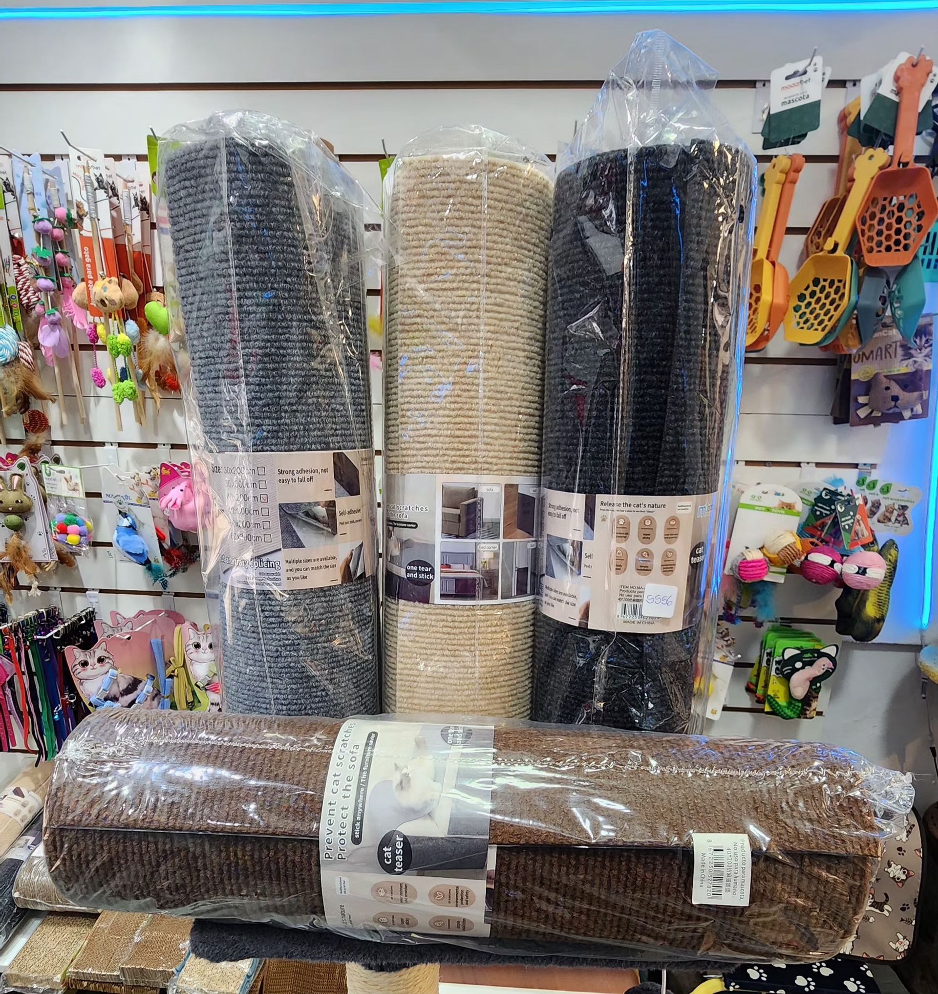 Rascador Autoadhesivo Premium Sillón Esquinero Gatos