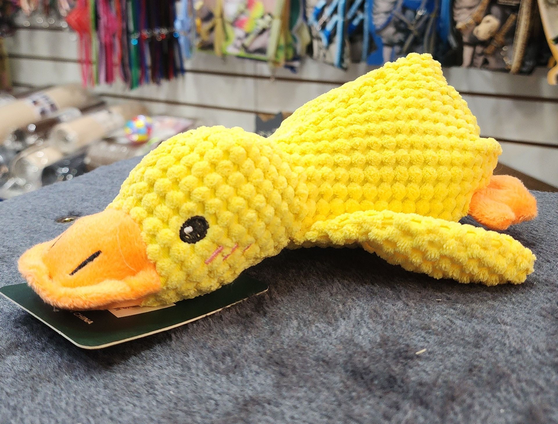 Pato Plush Dog Resistance