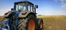 attrezzature agricole, macchinari tecnologici, noleggio trattori