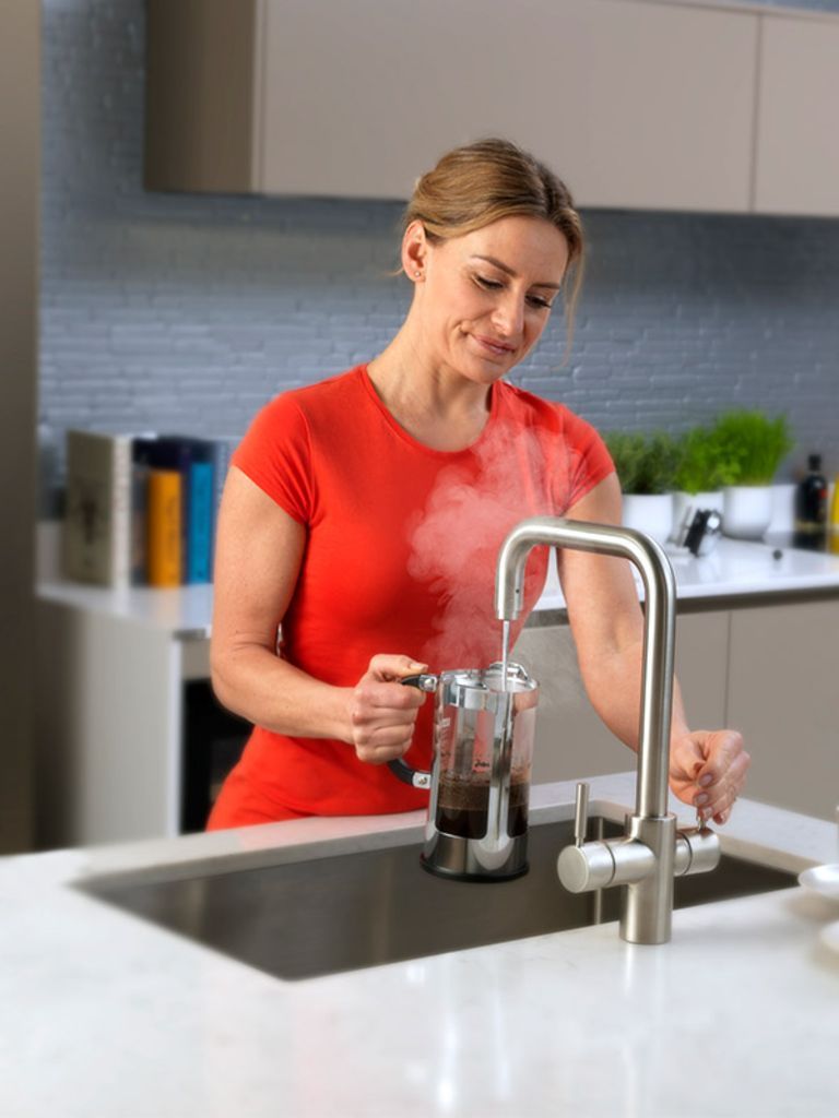 4in1 hot and filtered water tap