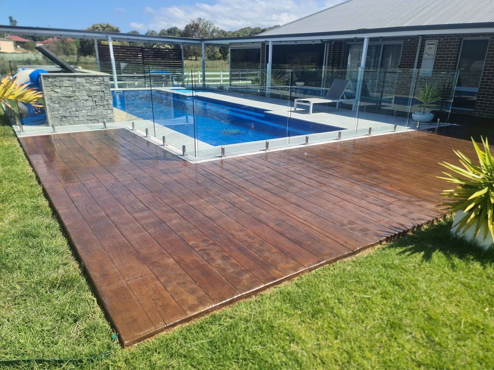 An Empty Room With White Walls And A Gray Floor — That Painter Guy In South Nowra, NSW