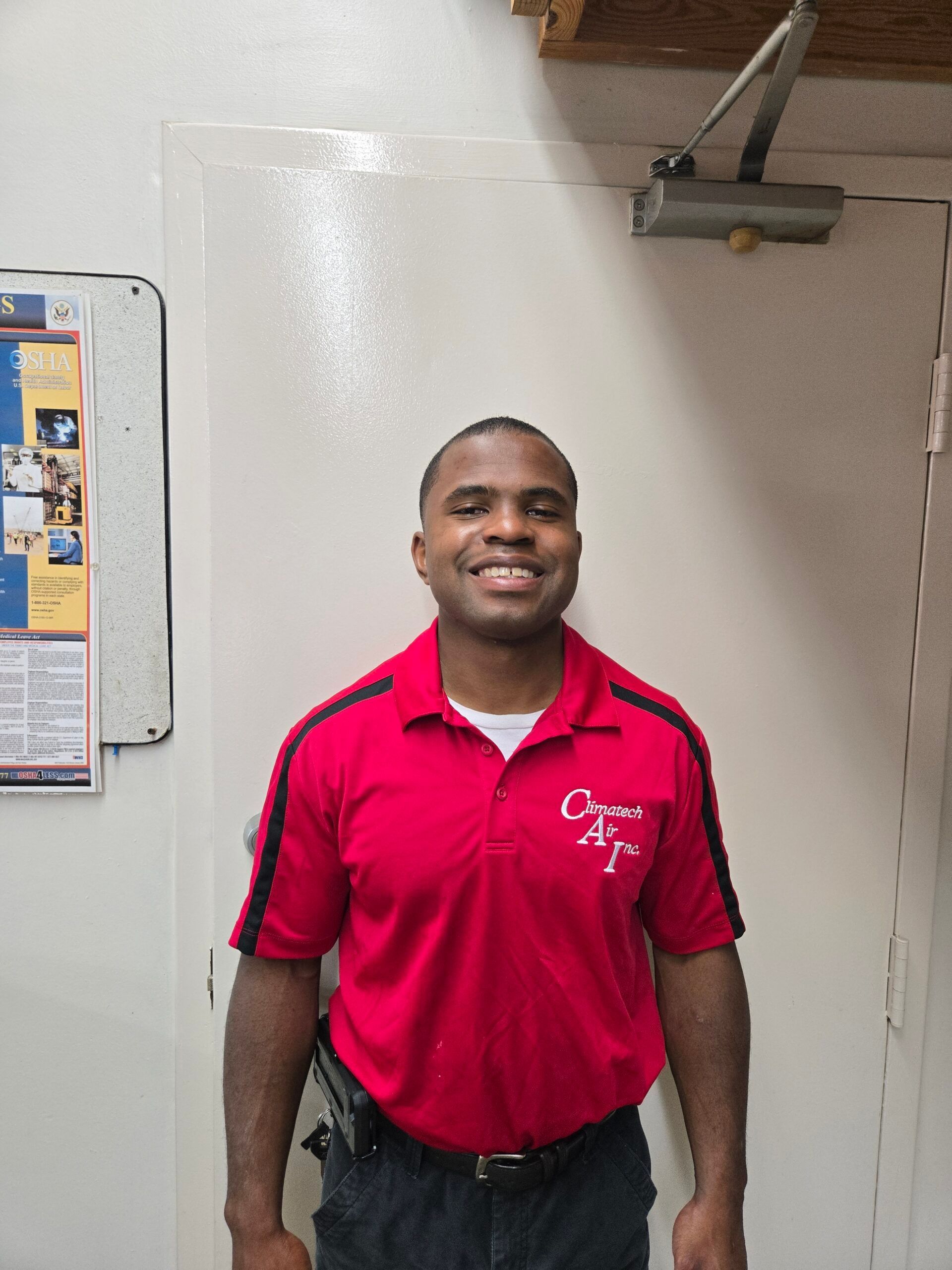 Aaron Toussaint install tech