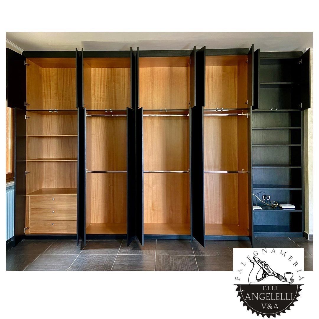 Mobili su misura, armadio su misura, armadio con libreria, interni armadio