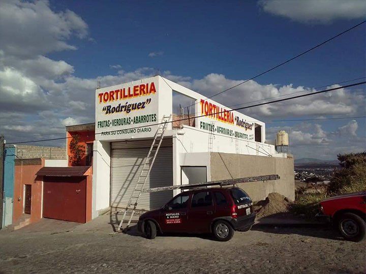 RÓTULOS A MANO EXPRESS RUBÉN GONZÁLEZ