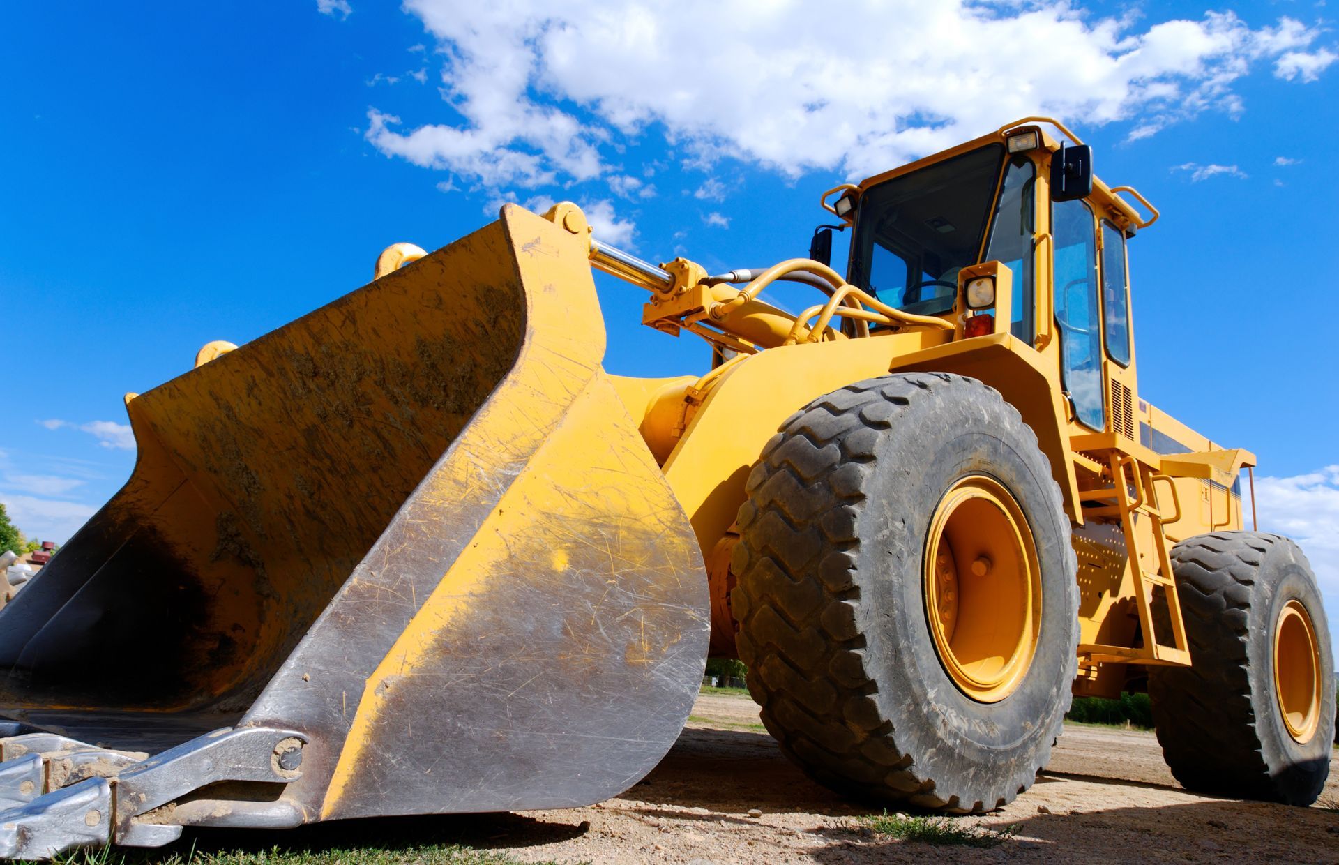 Heavy Equipment Glass — Amsterdam, NY — Craftsman Auto Glass