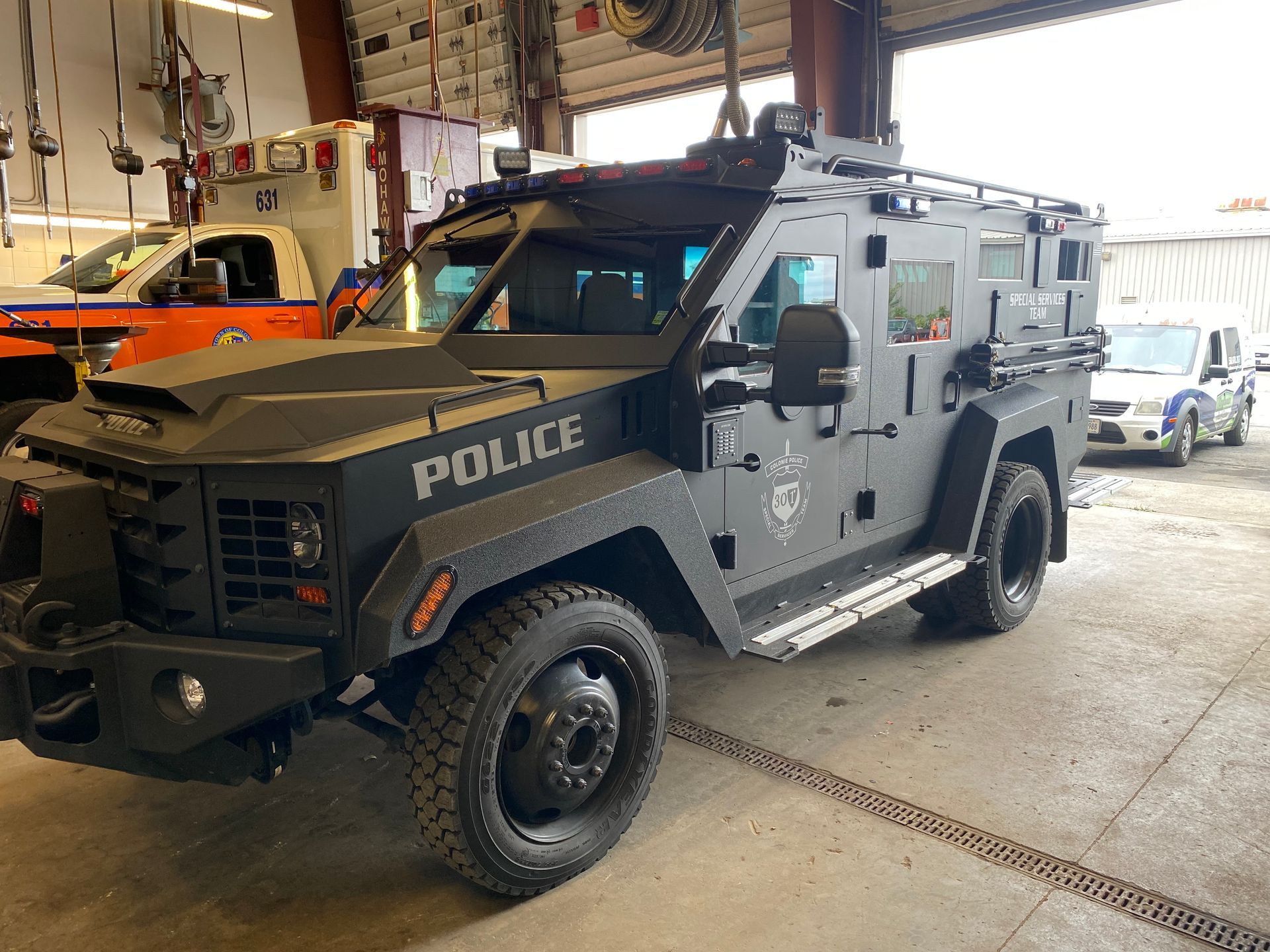 Custom auto glass installation near Albany, NY