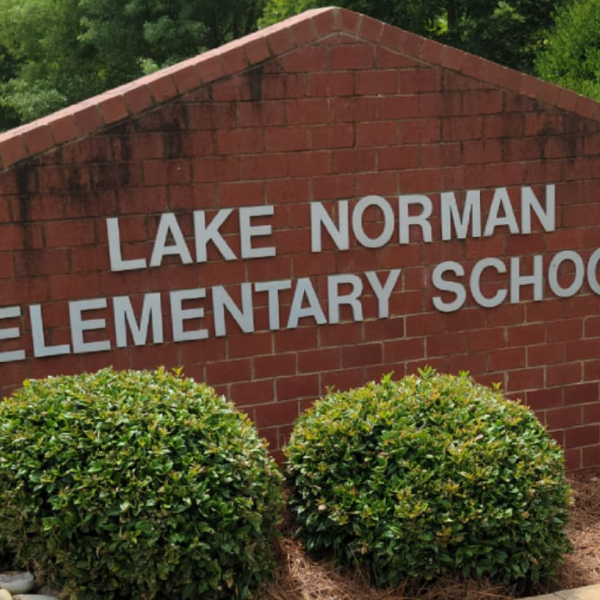 a brick sign for lake norman elementary school