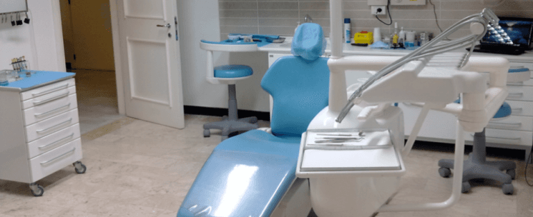 Implatologia e Parodontologia Dentista Chiavari