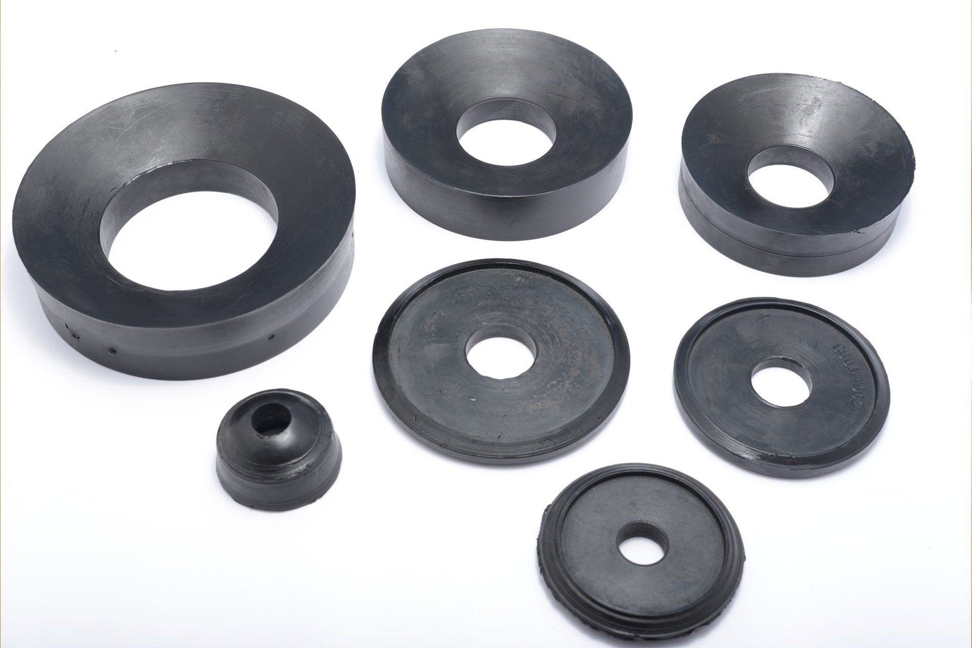 Guarnizione e valvole per pistoni