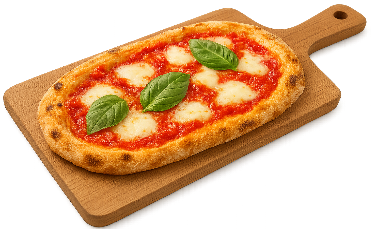 Pizza Margherita di forma ovale su un tagliere di legno, condita con salsa, formaggio e basilico.