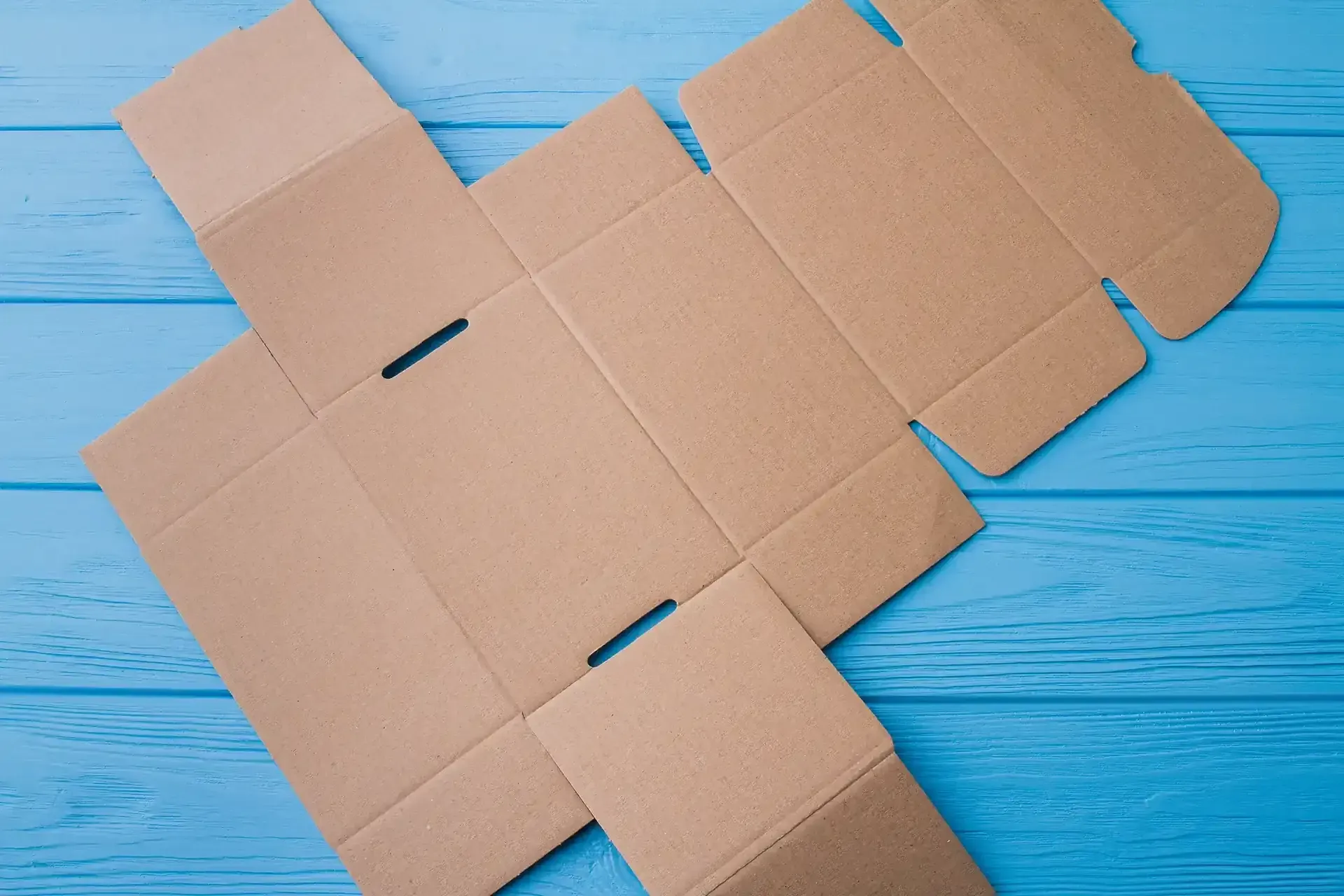 Servicios de troquelado personalizado para formas únicas