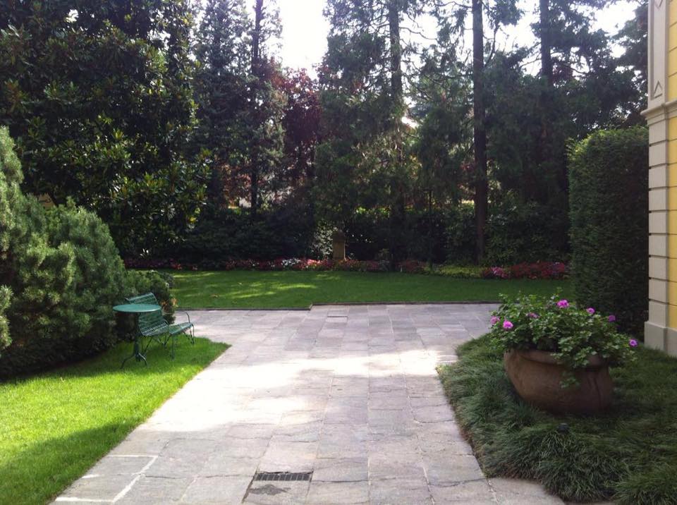 Pavimento in esterni 2