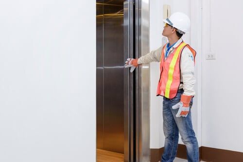 Elevator maintenance — testing in Chicago, IL