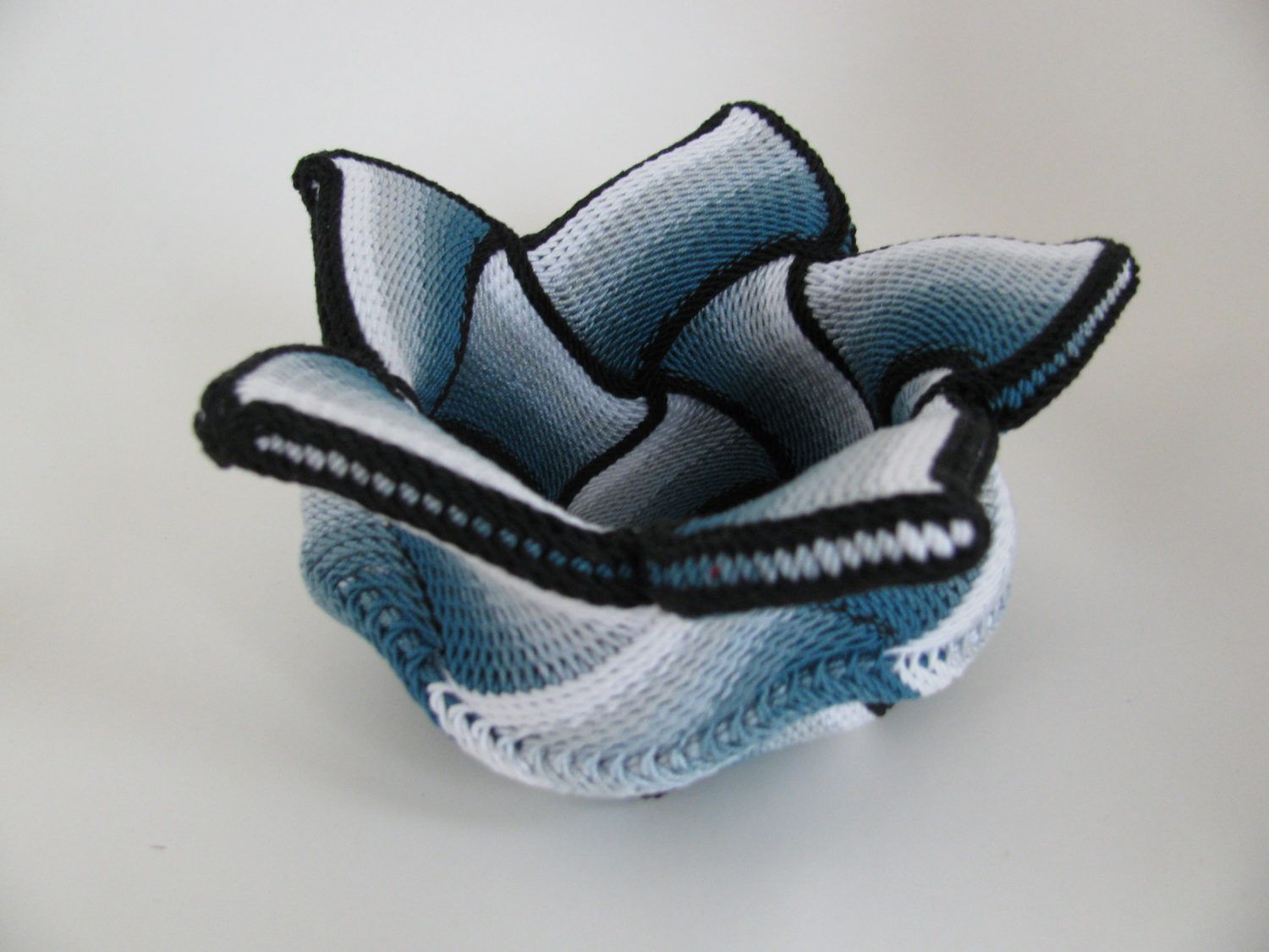 Zeitler_BlueBowl_COE