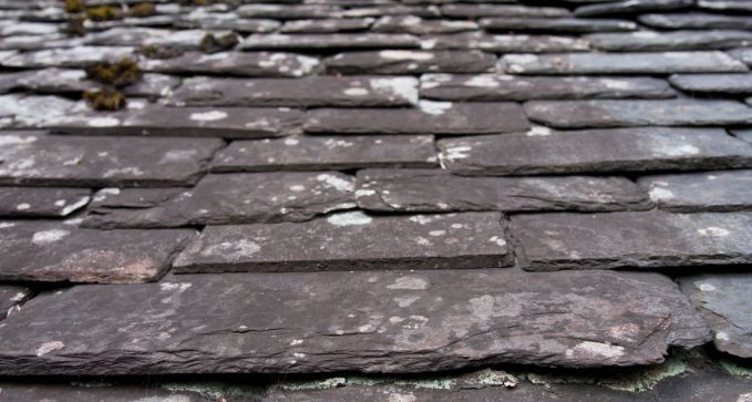 Reparación de tejados de pizarra a precio económico en Carreño, Asturias