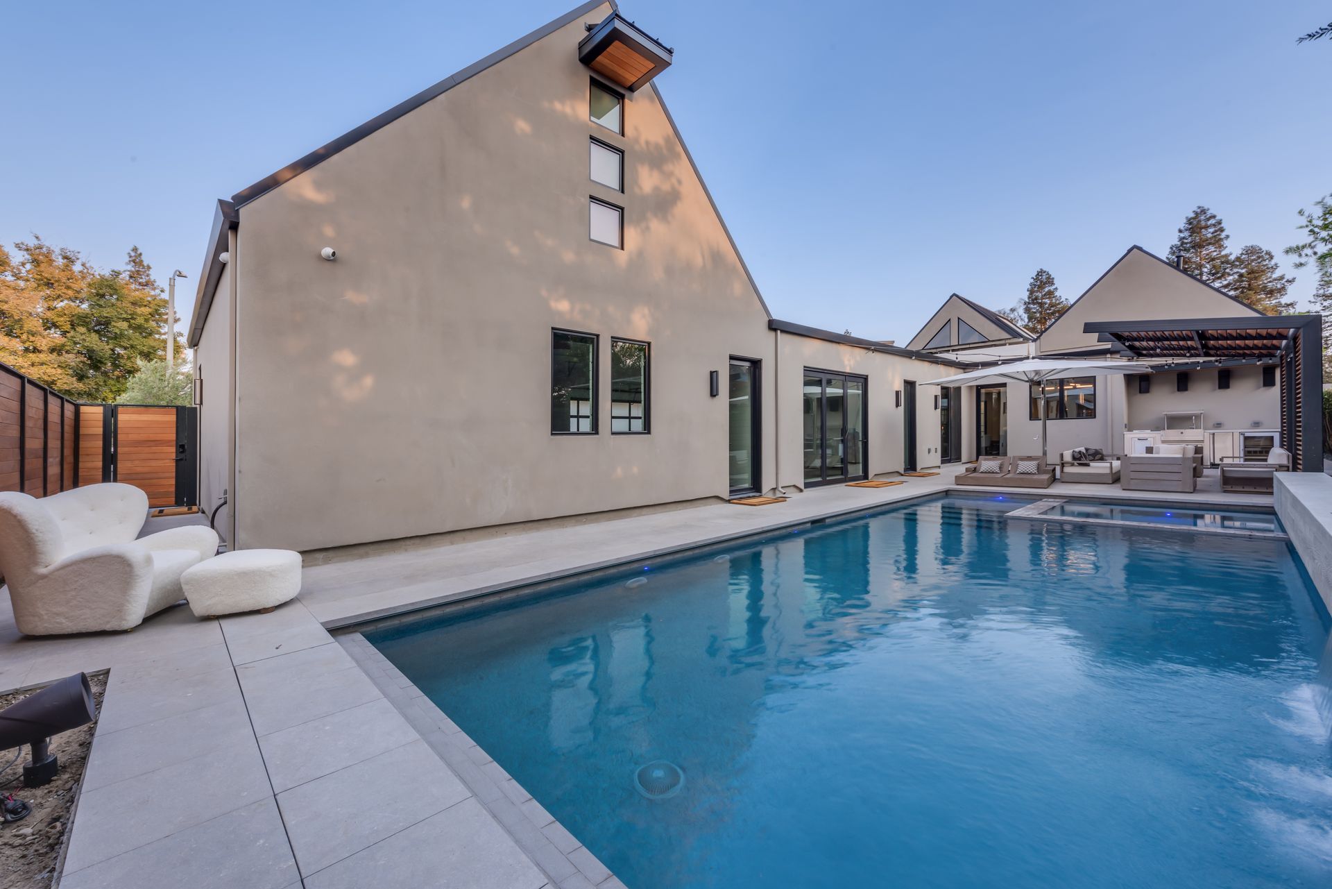 Fairview Woodland Property Pool Daylight