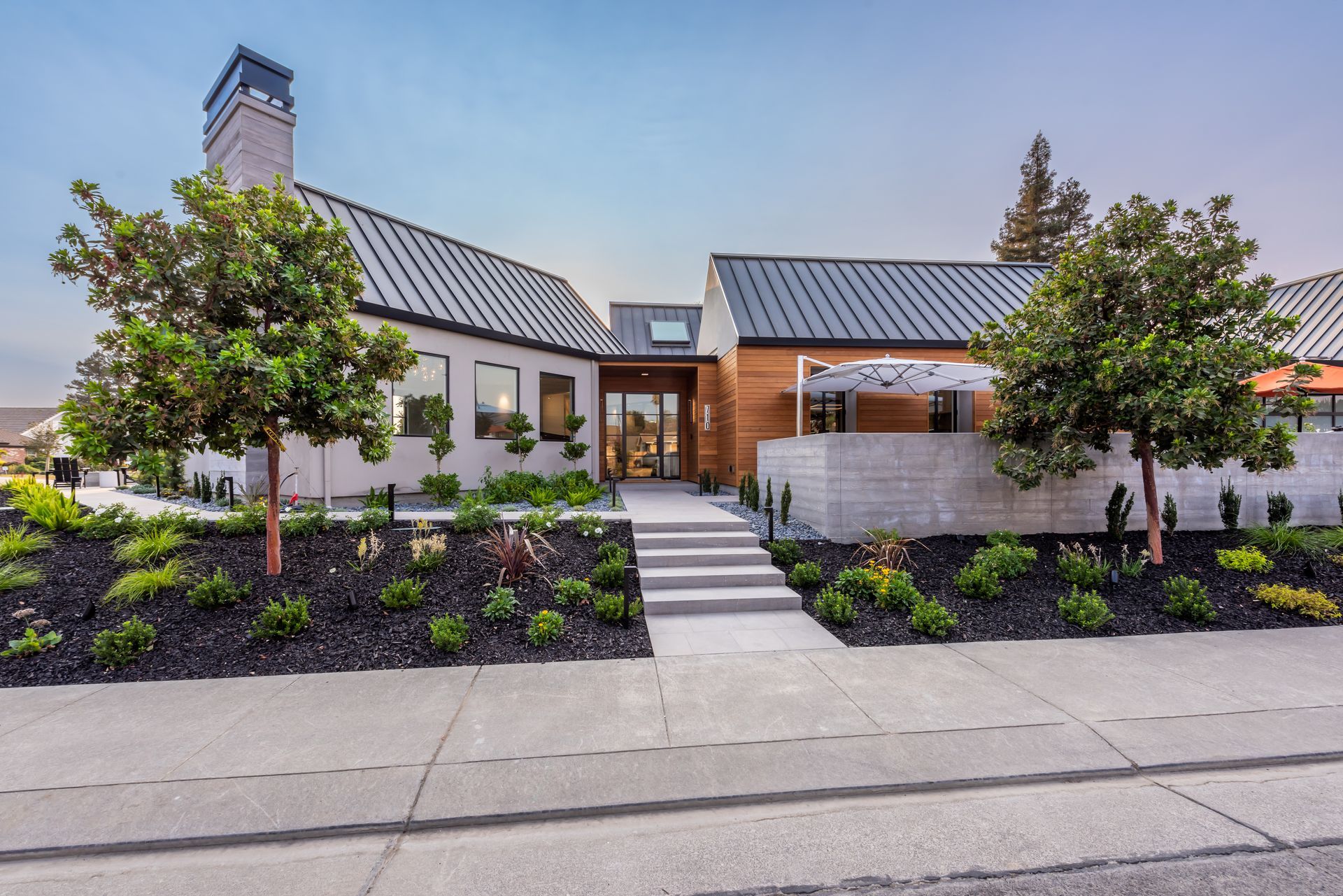 Fairview Woodland Property Front Door Steps