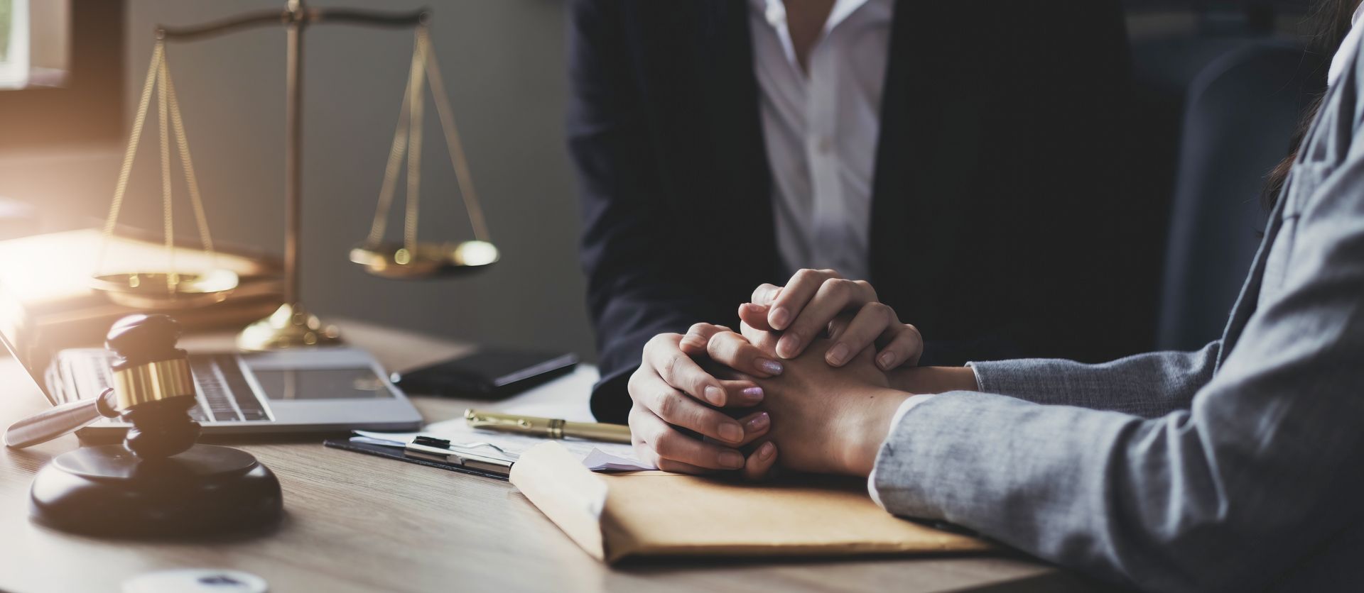 Lawyer meeting and consoling solution.