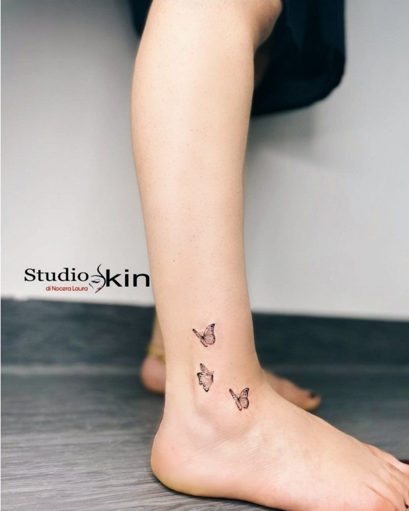 Tatuaggio con farfalle