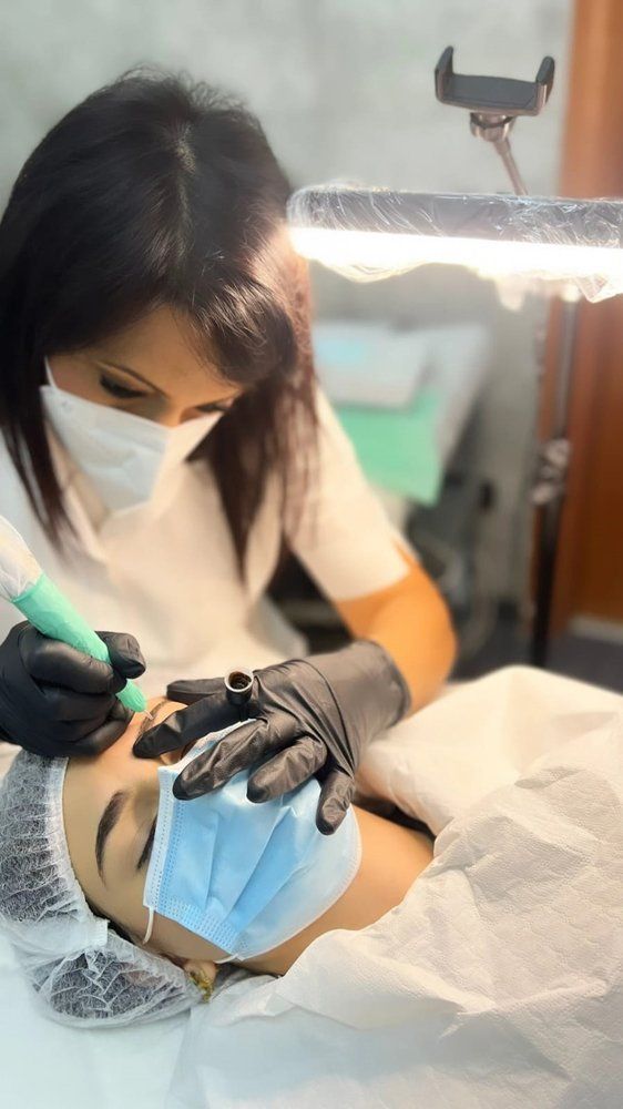 Seduta di dermopigmentazione