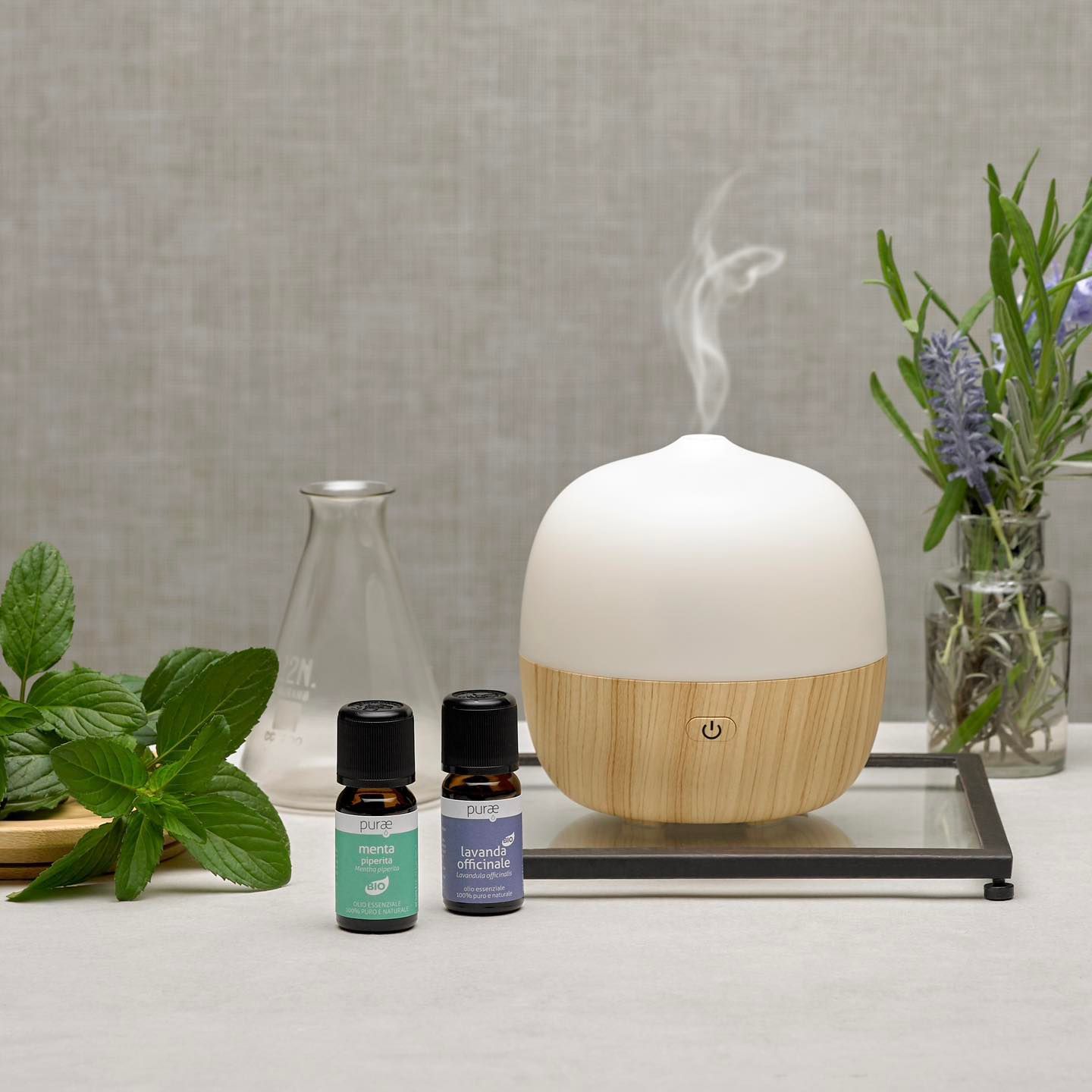 AROMATERAPIA ED OLI ESSENZIALI PURAE