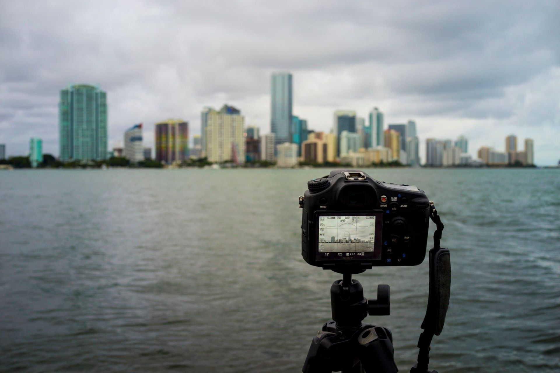 How to Choose the Right Real Estate Photographer in Miami