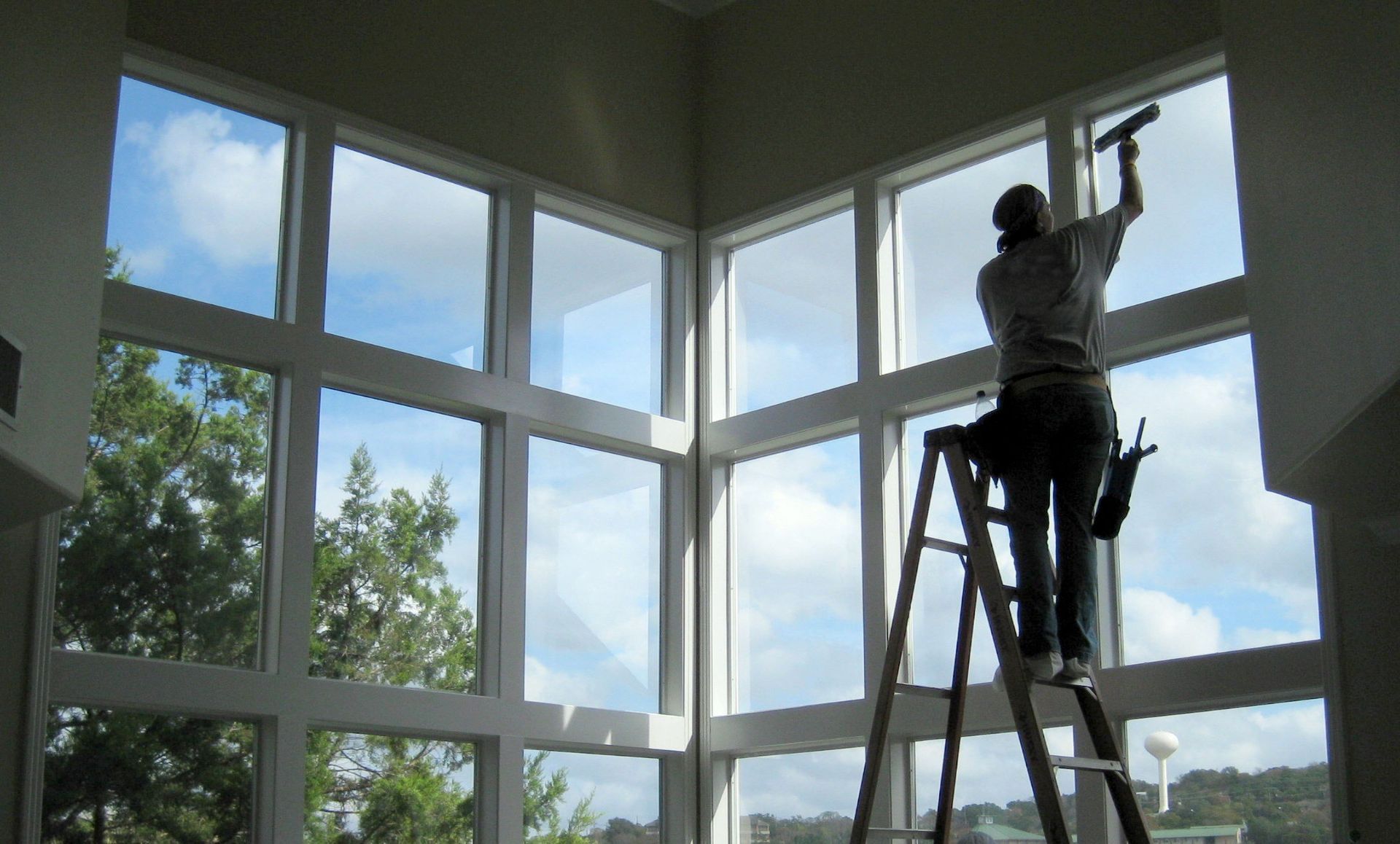 Professional Window Cleaning  Lafayette