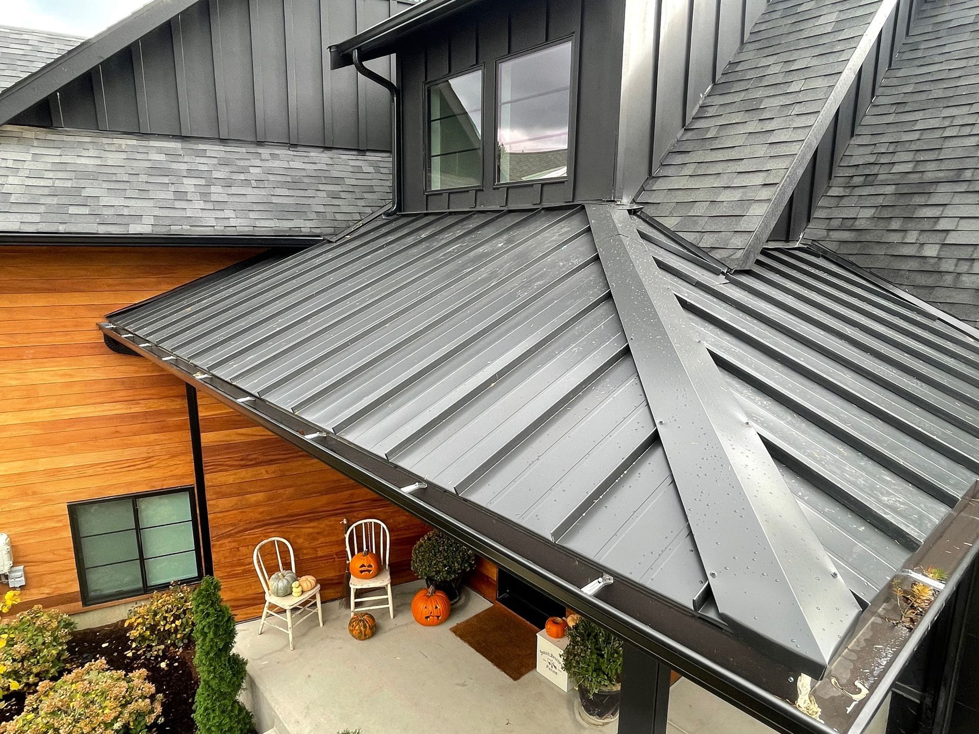 metal roofing by Lakewood Roofing Restoration Experts in Lakewood, WA