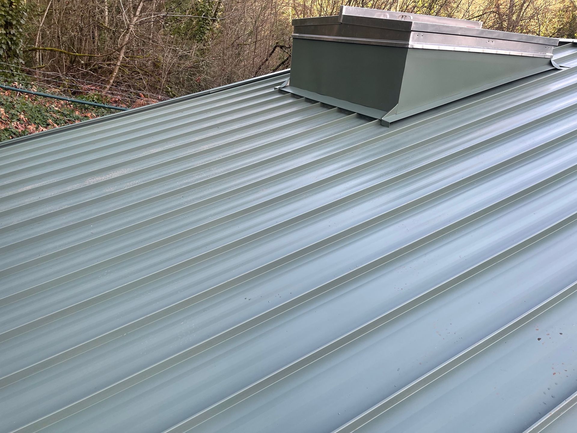 metal roofing by Lakewood Roofing Restoration Experts in Lakewood, WA
