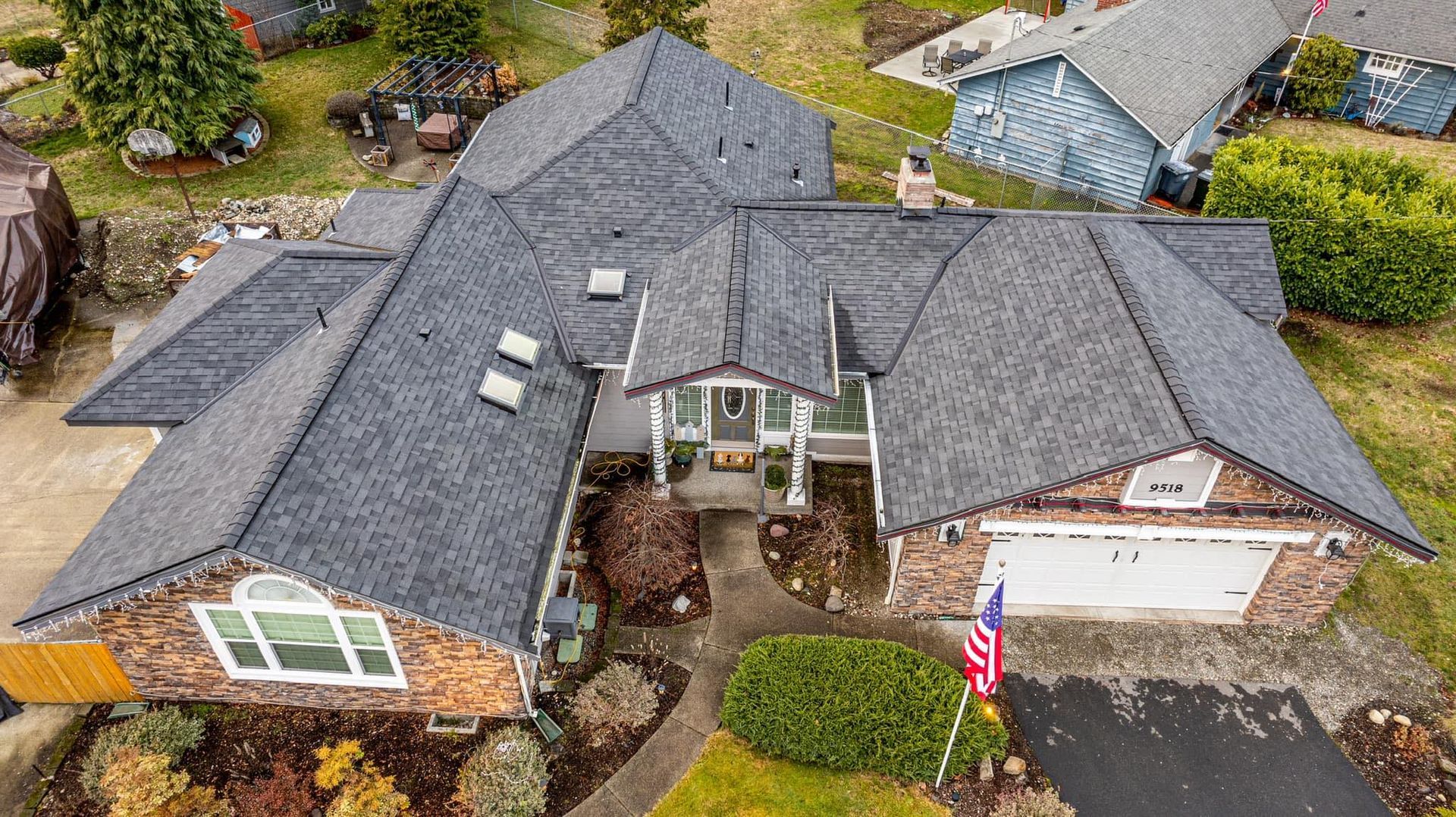 asphalt roofing by lakewood roofing and restoration experts