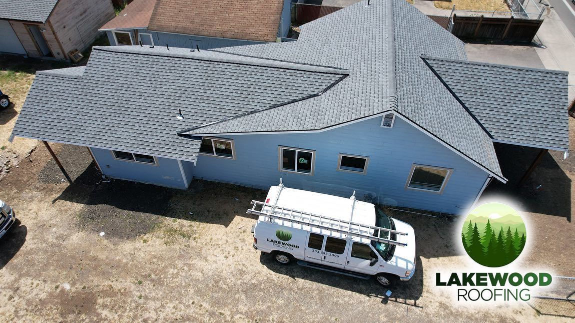 asphalt roofing by lakewood roofing and restoration experts