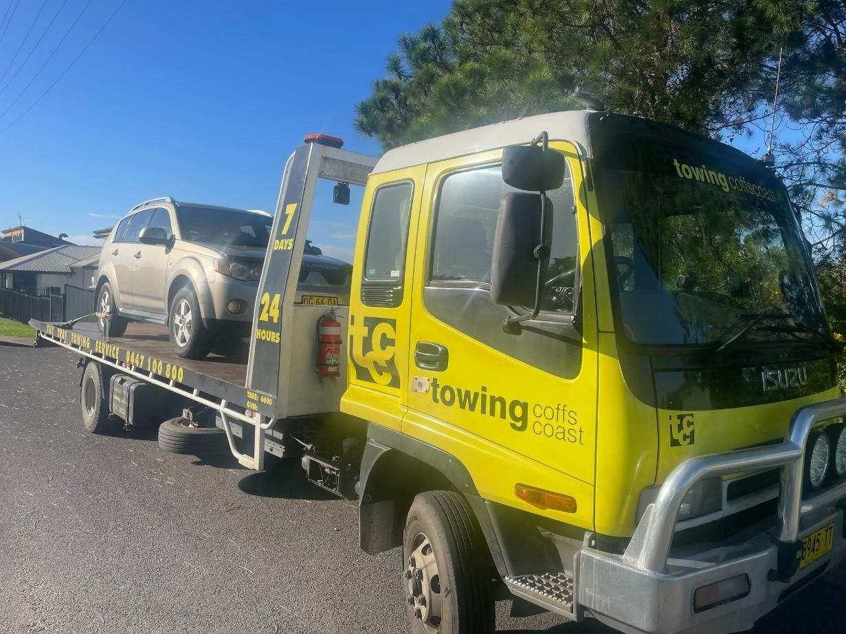 4WD being Towed — TCC Towing Coffs Coast in Harbour, NSW