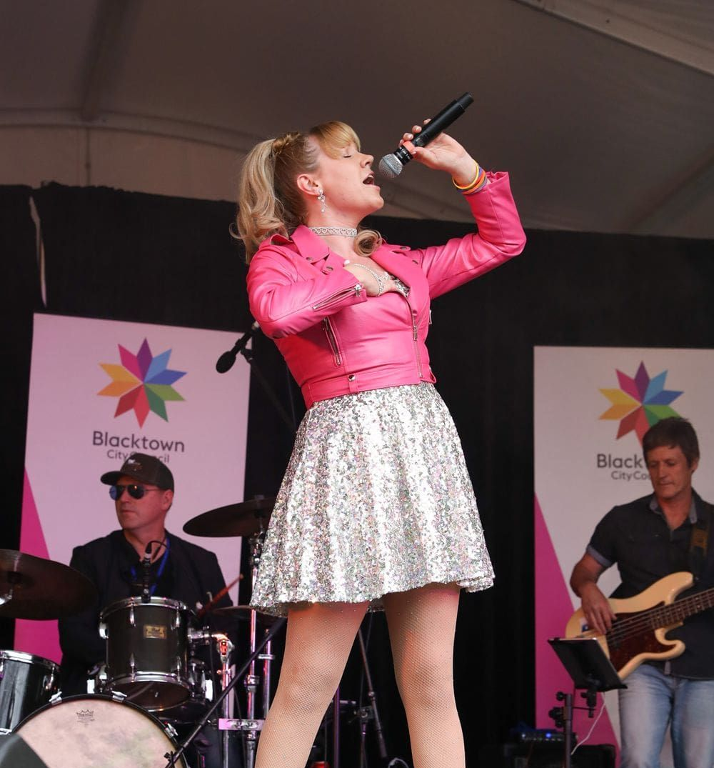 cassidy-rae acoustic soloist