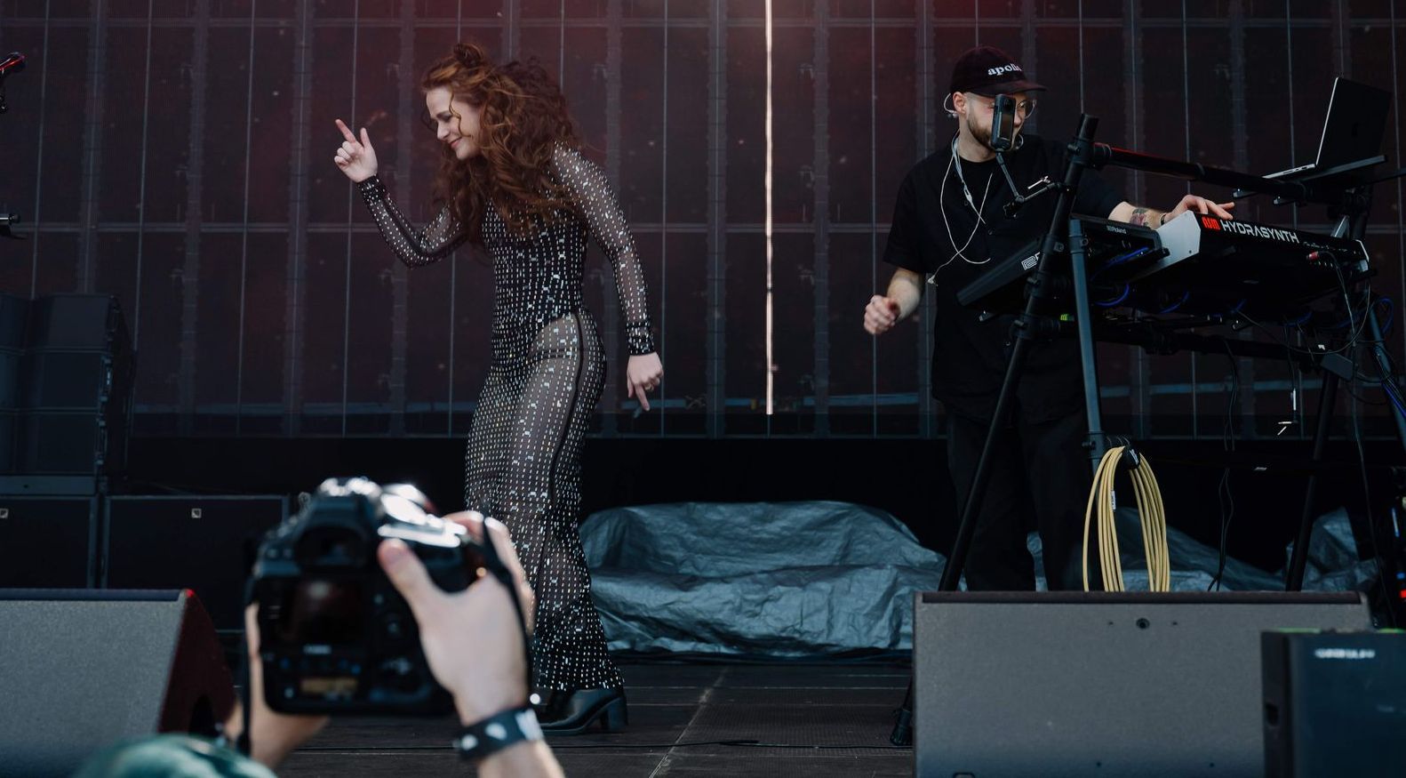 ebony+dylan acoustic