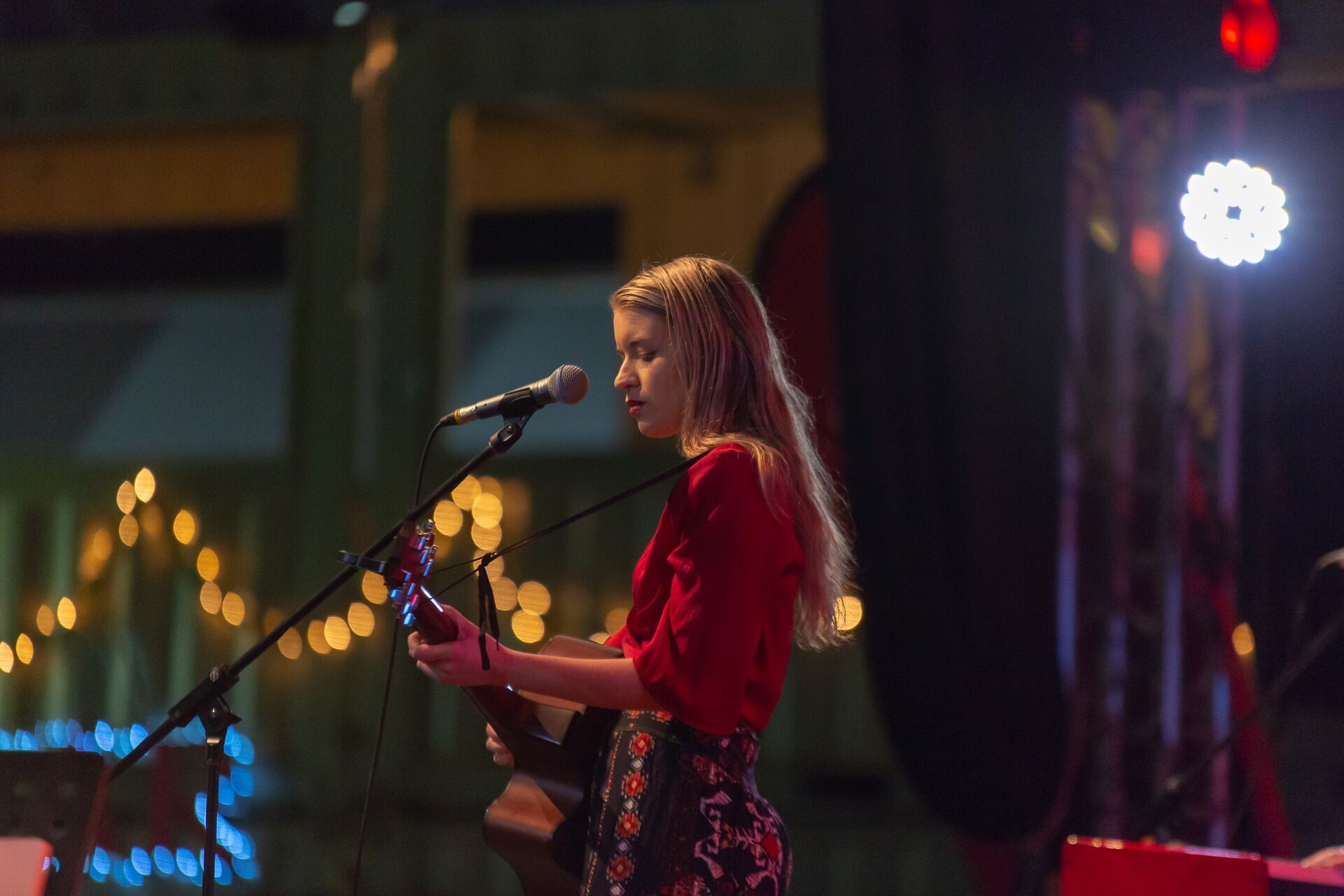 malina acoustic singer