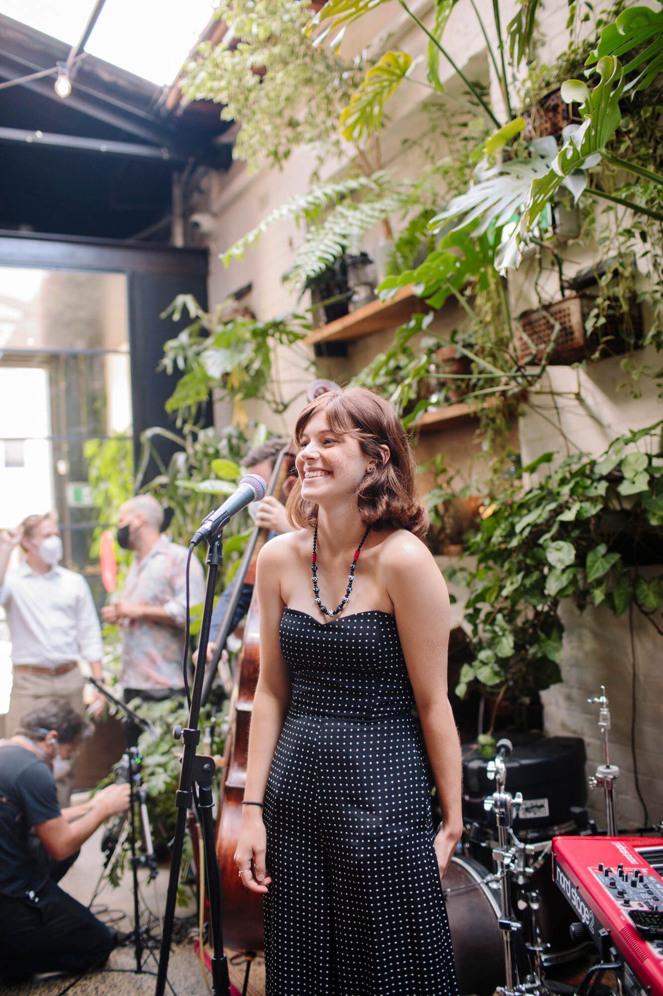 Female jazz vocalist with live band in Melbourne