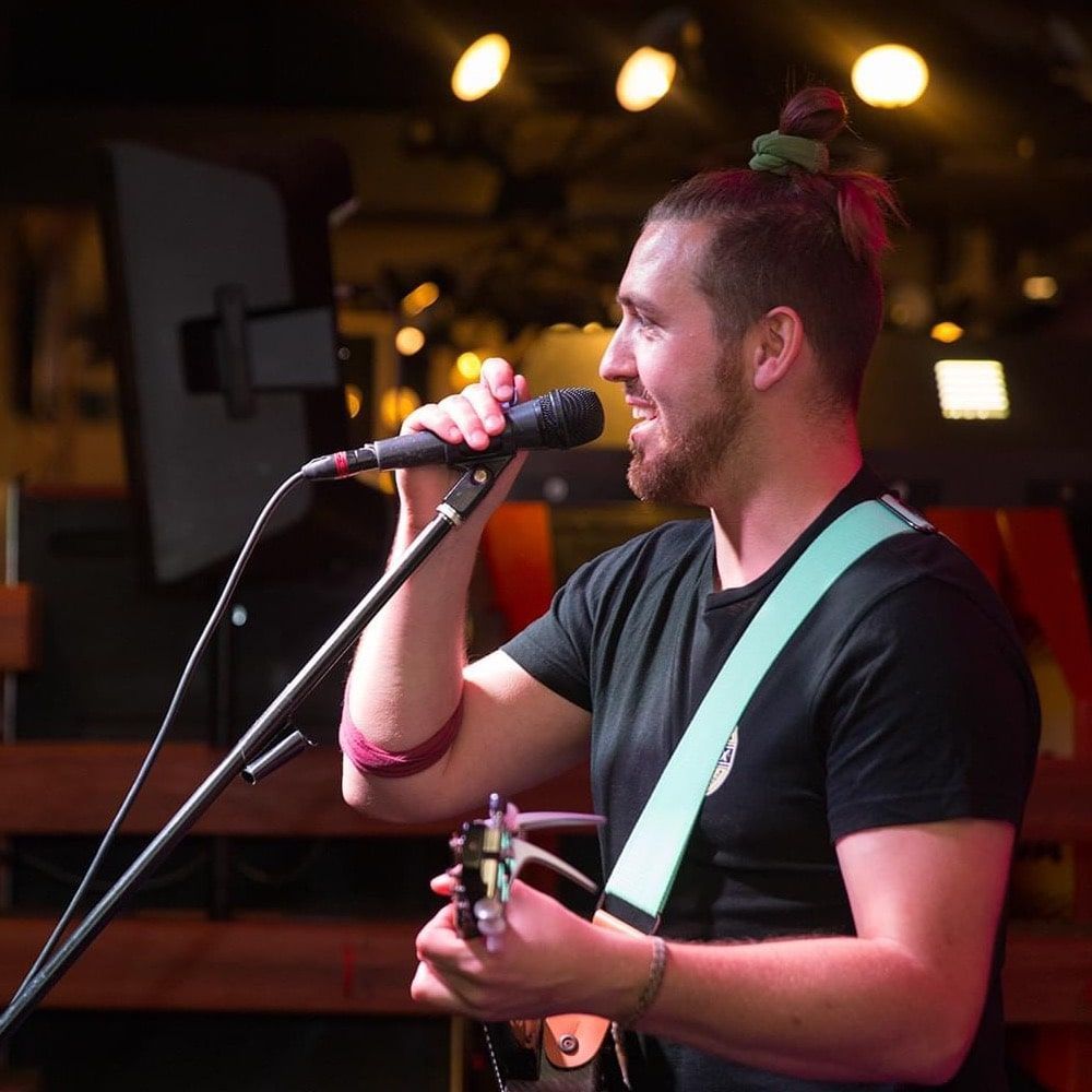 Rory Acoustic Soloist