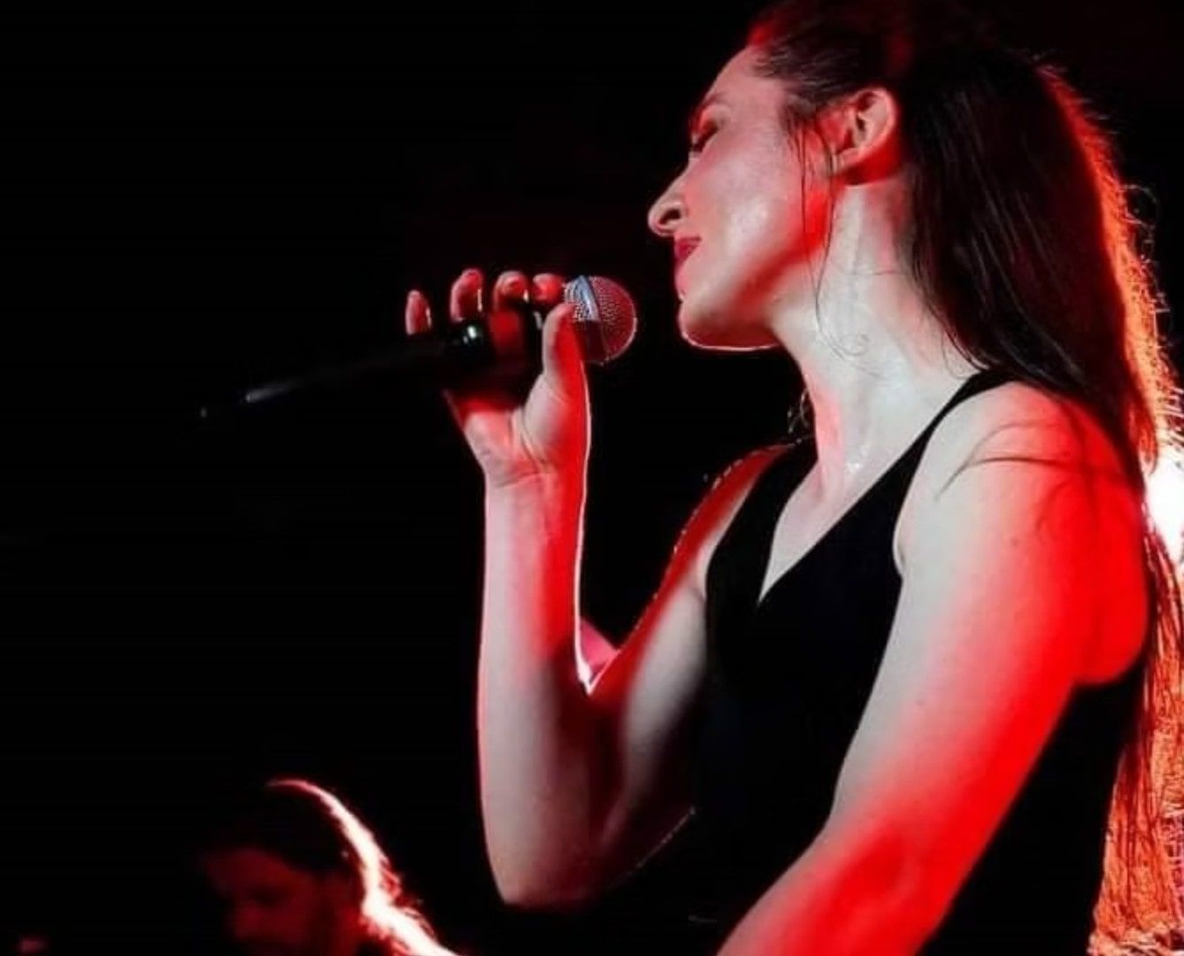 victoria and the conifers