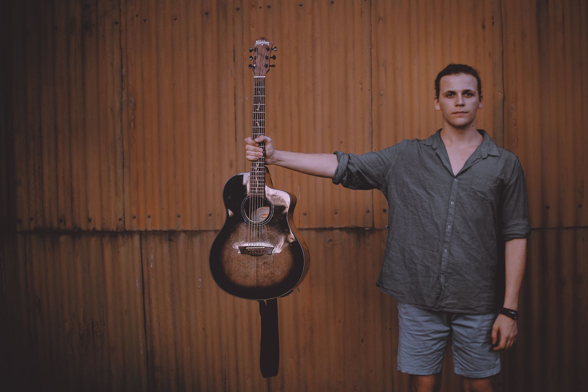 Ava + Vid Acoustic Music