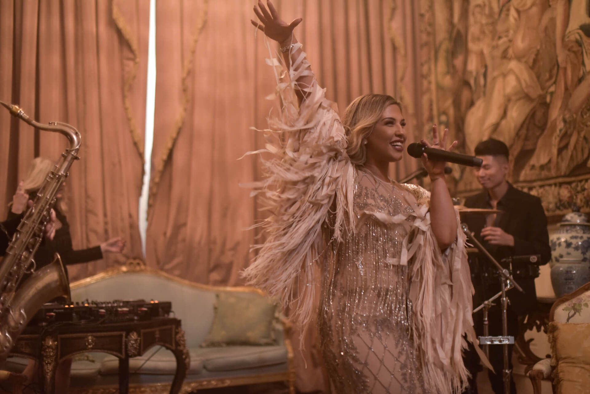 Carla Troiano - Dj/Band