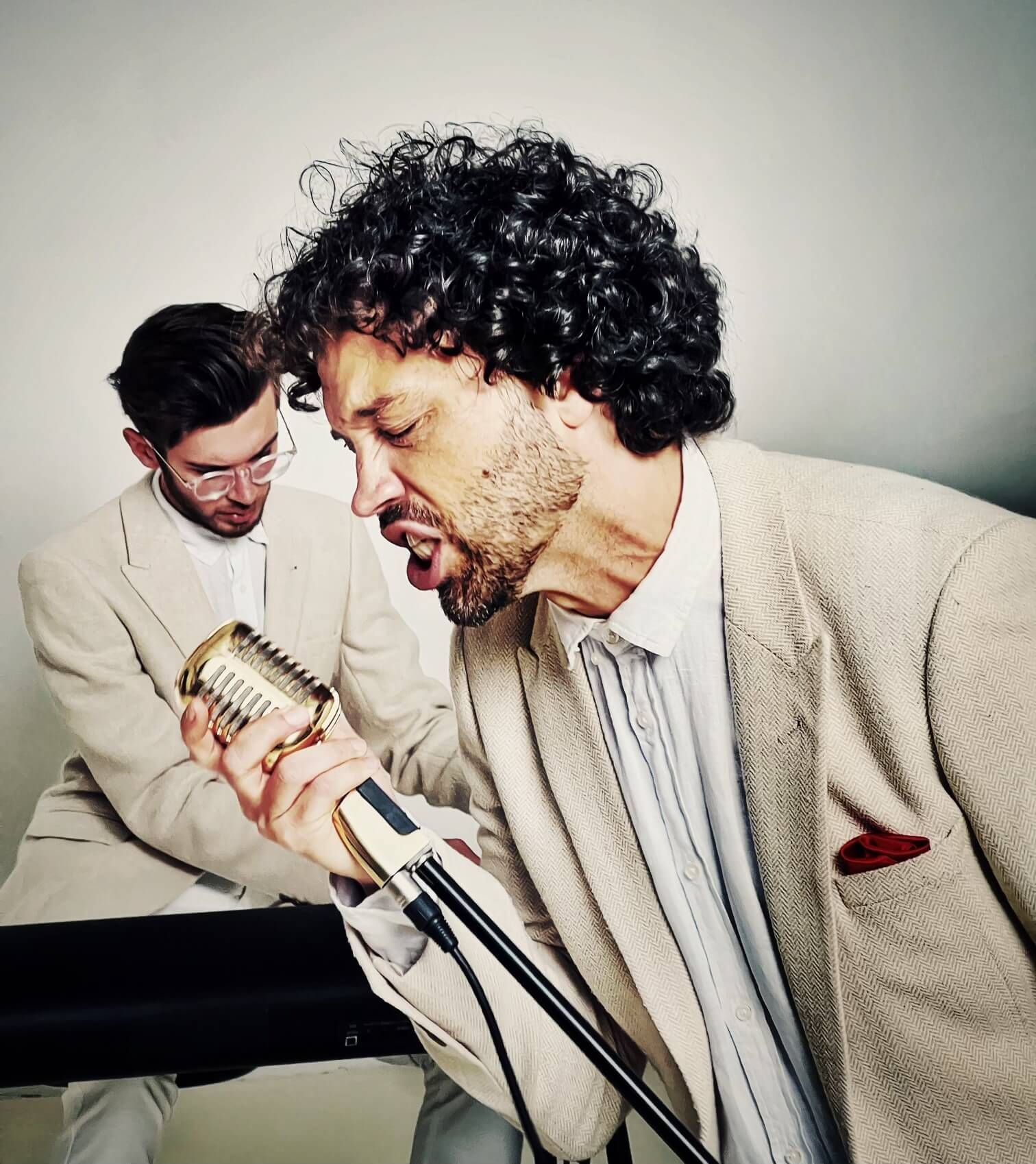 the white suits wedding band