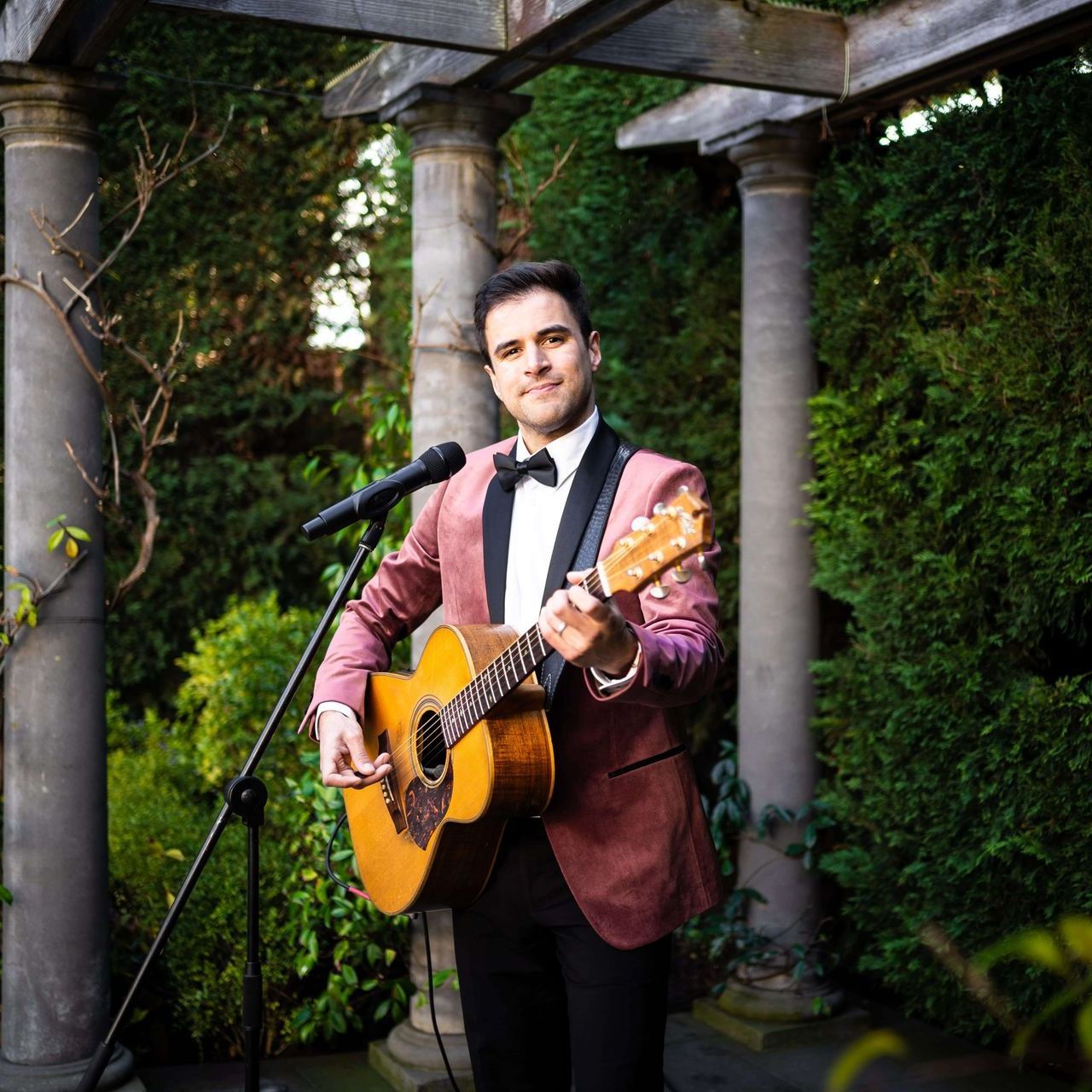 Acoustic musician performing at Melbourne corporate cocktail event