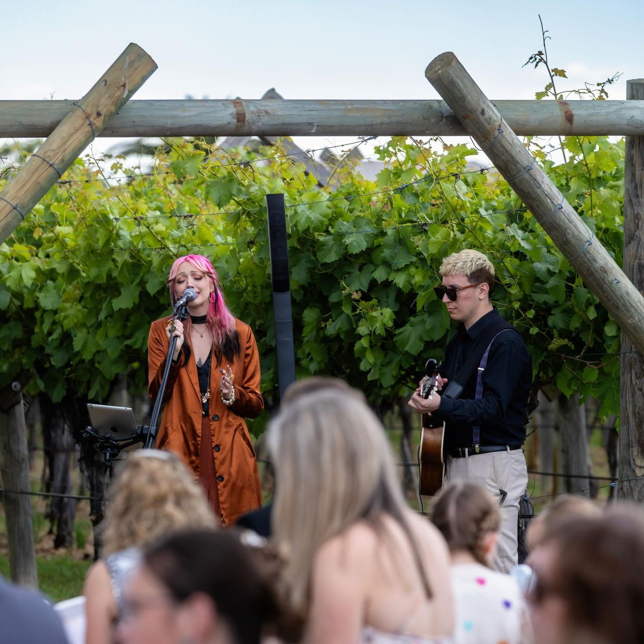 trouvaille acoustic duo