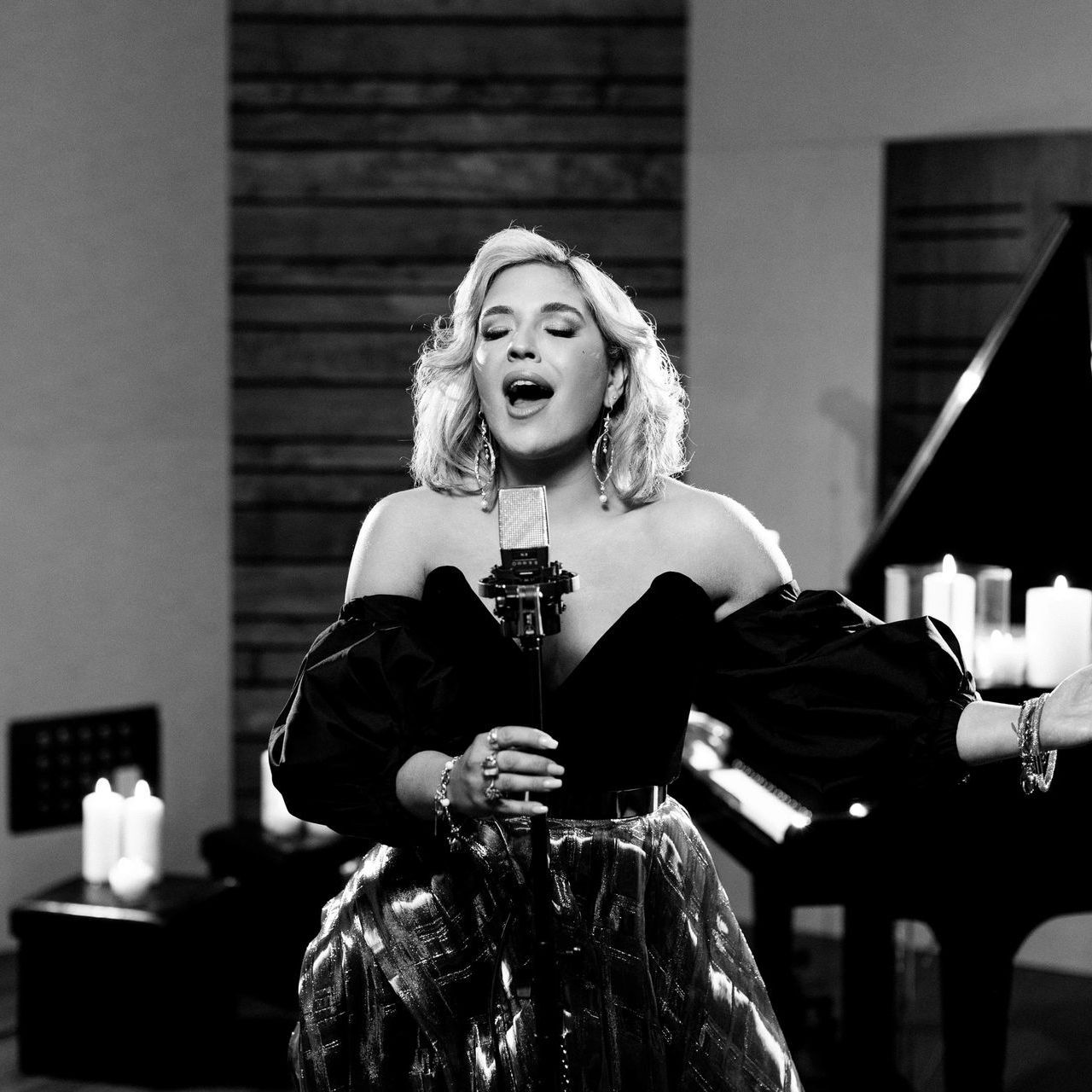 true elegance trio carla