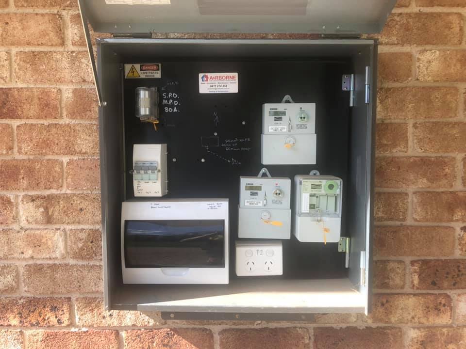 Electrical Hang On Wall - Air Conditioning & Electrical In Bathurst, NSW