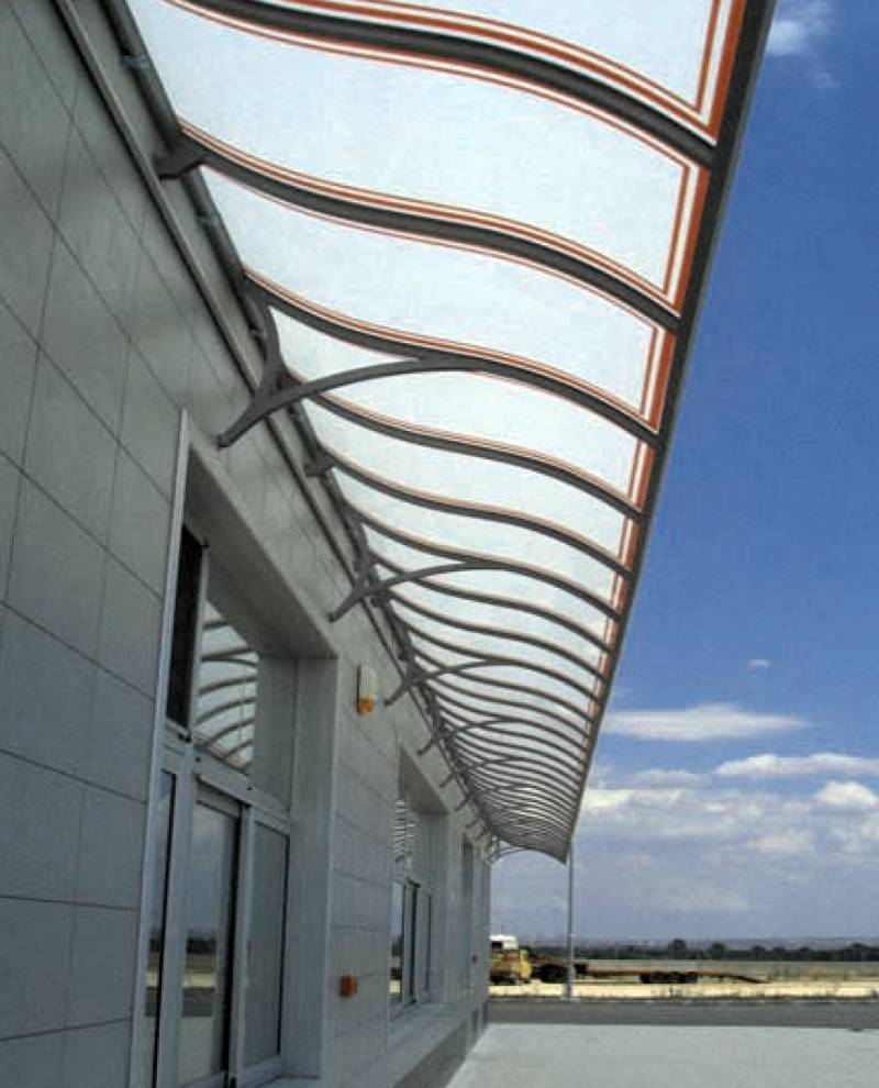 Pensilina vista dal basso