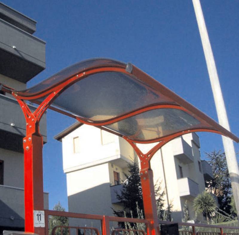 Pensilina S2 con struttura rossa