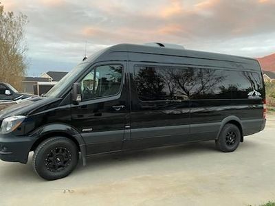 4WD HIGH ROOF LUX SPRINTER VAN