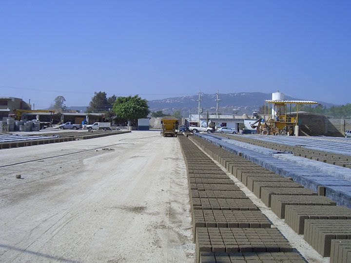 LOKERA Y PREFABRICADOS CARRILLO SA DE CV