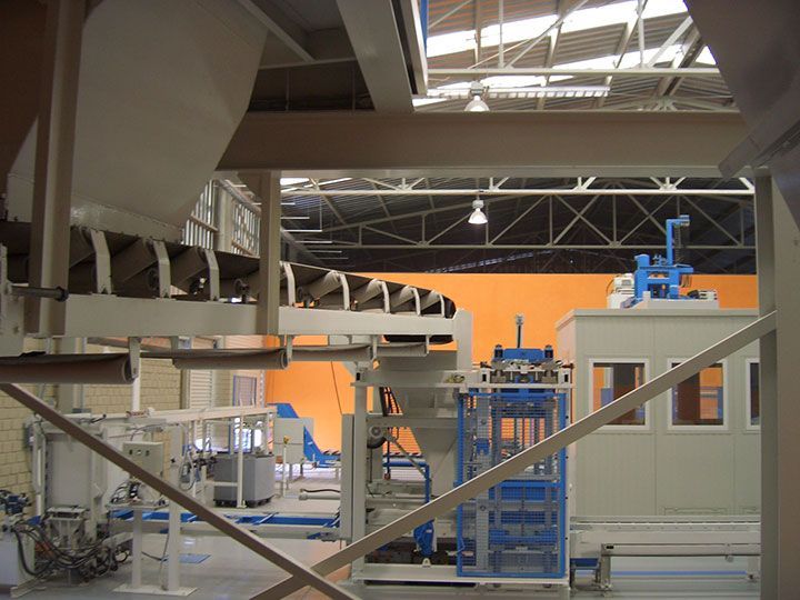 LOKERA Y PREFABRICADOS CARRILLO SA DE CV